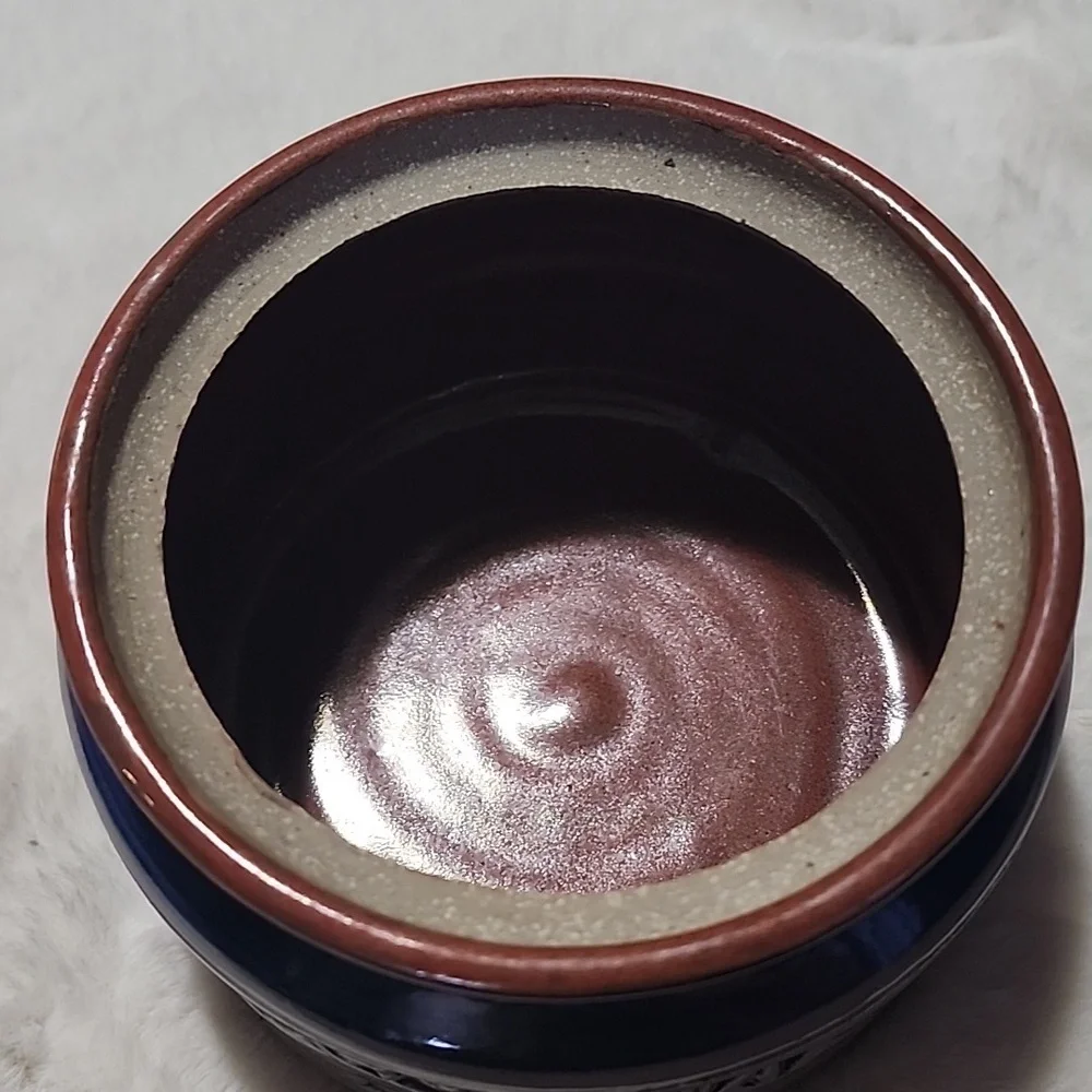 ESSIG VINTAGE  SALT GLAZED  POTTERY.  YEAGERTOWN  1998. - Picture 4 of 7